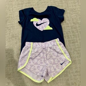 Toddler Girls Nike Set 4T